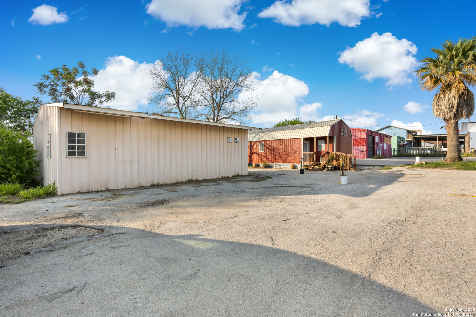 1835 State Highway 132 Natalia TX 78059