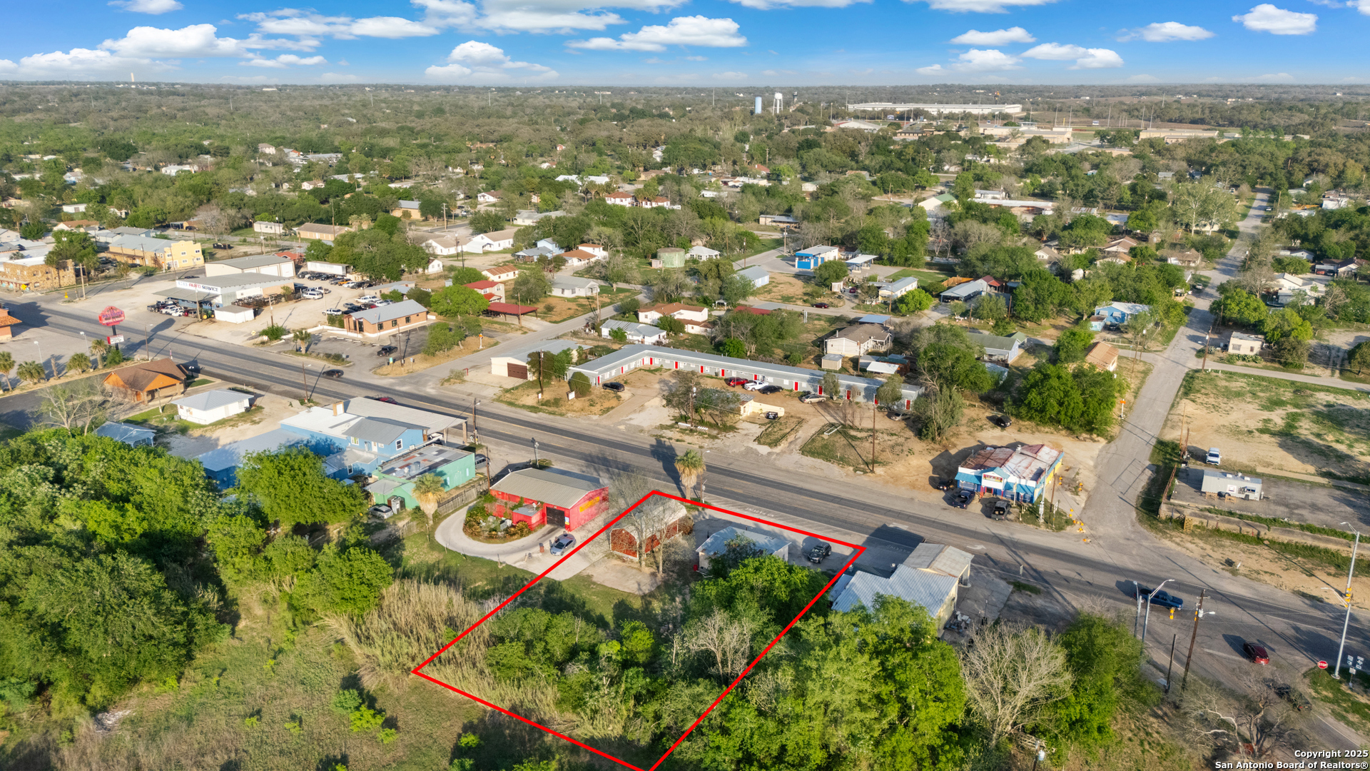 1835 State Highway 132 Natalia TX 78059