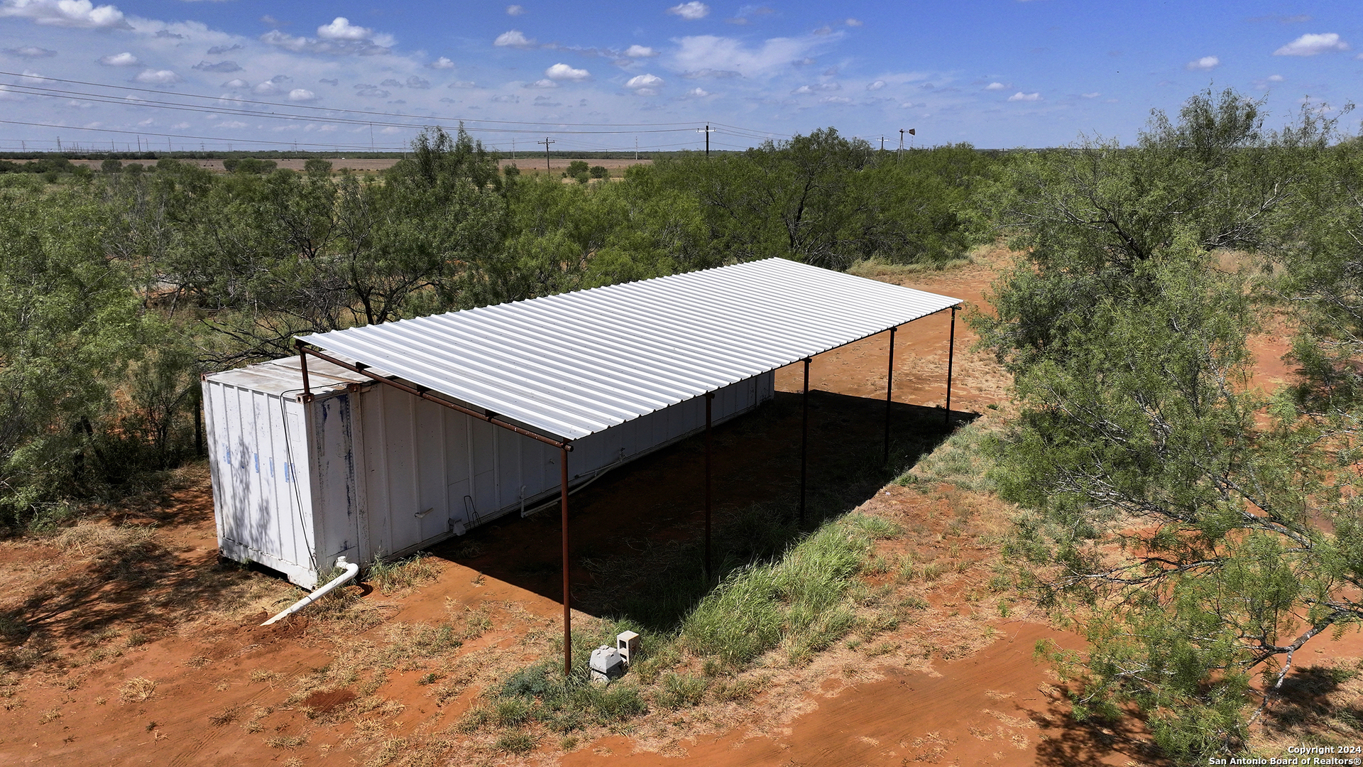 800 County Road 4670 Dilley TX 78017