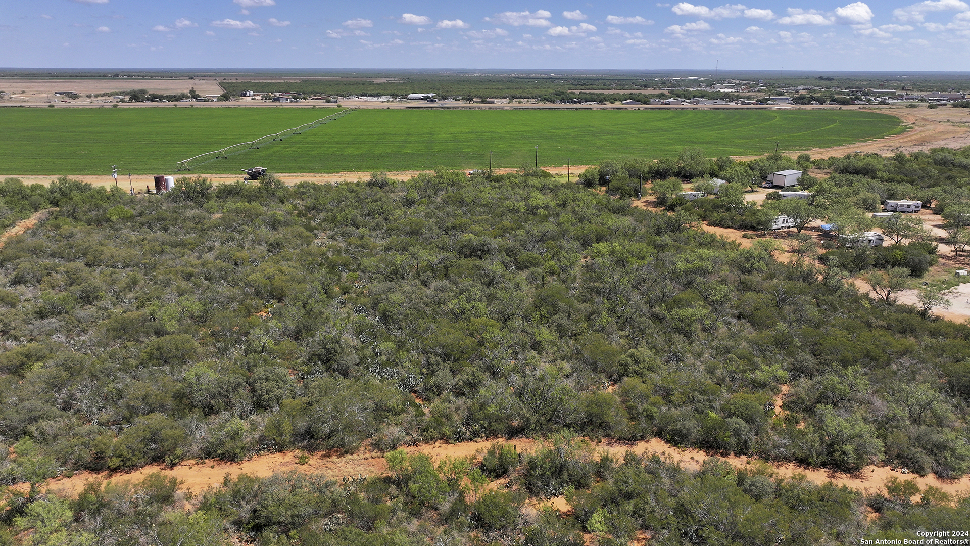 800 County Road 4670 Dilley TX 78017