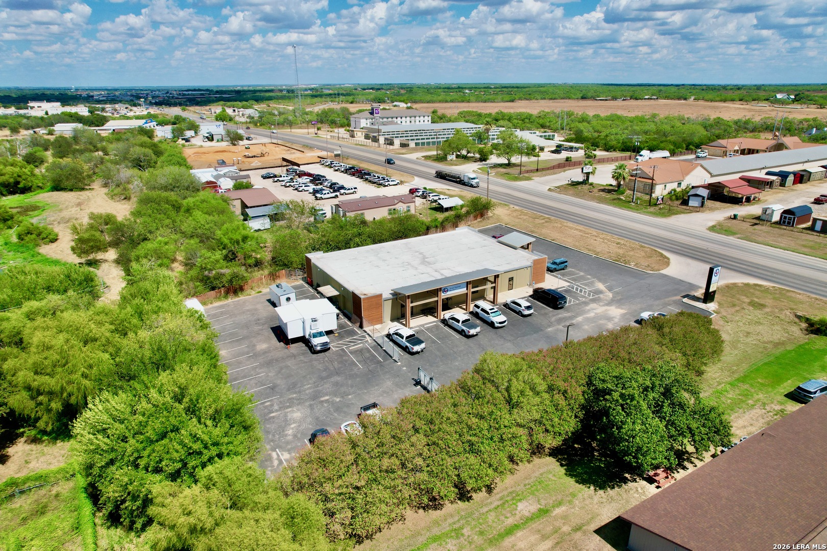 1753 E State Highway 97 Jourdanton TX 78026
