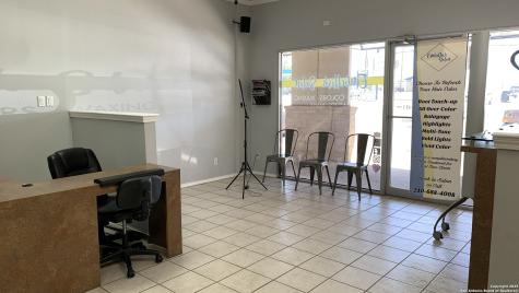 603 Isom San Antonio TX 78216