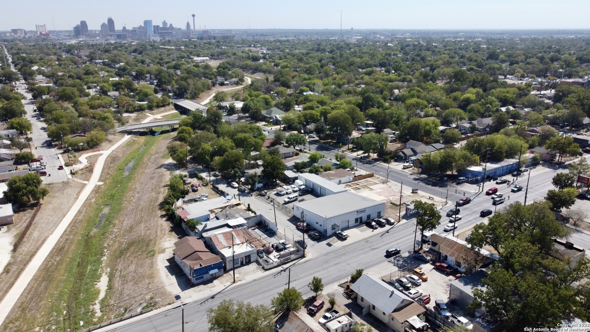 915 N Zarzamora Street San Antonio TX 78207