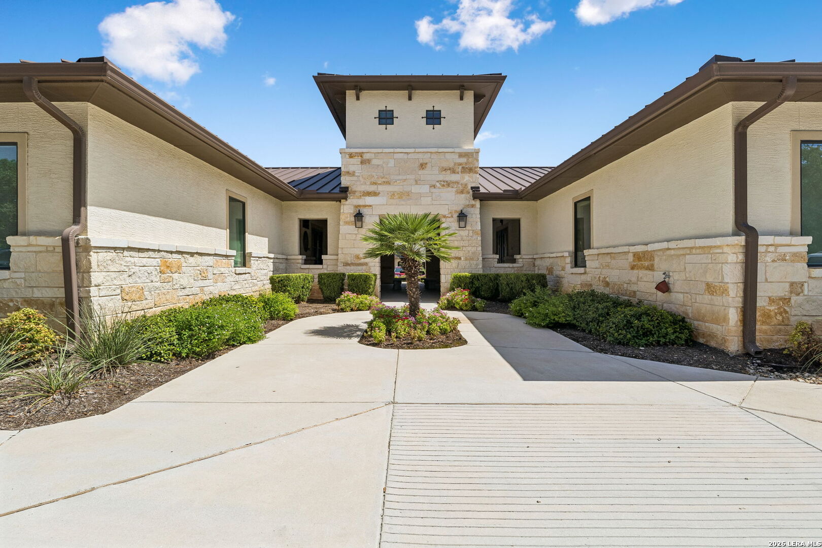 4358 Lockhill Selma Road San Antonio TX 78249