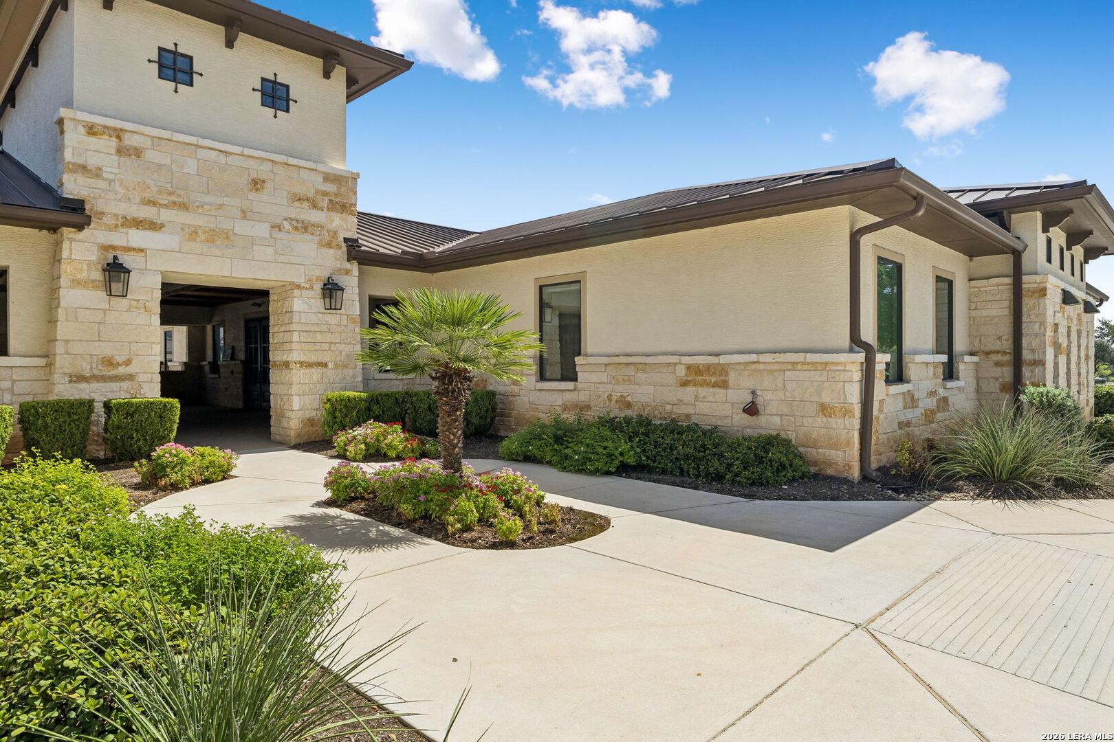 4358 Lockhill Selma Road San Antonio TX 78249