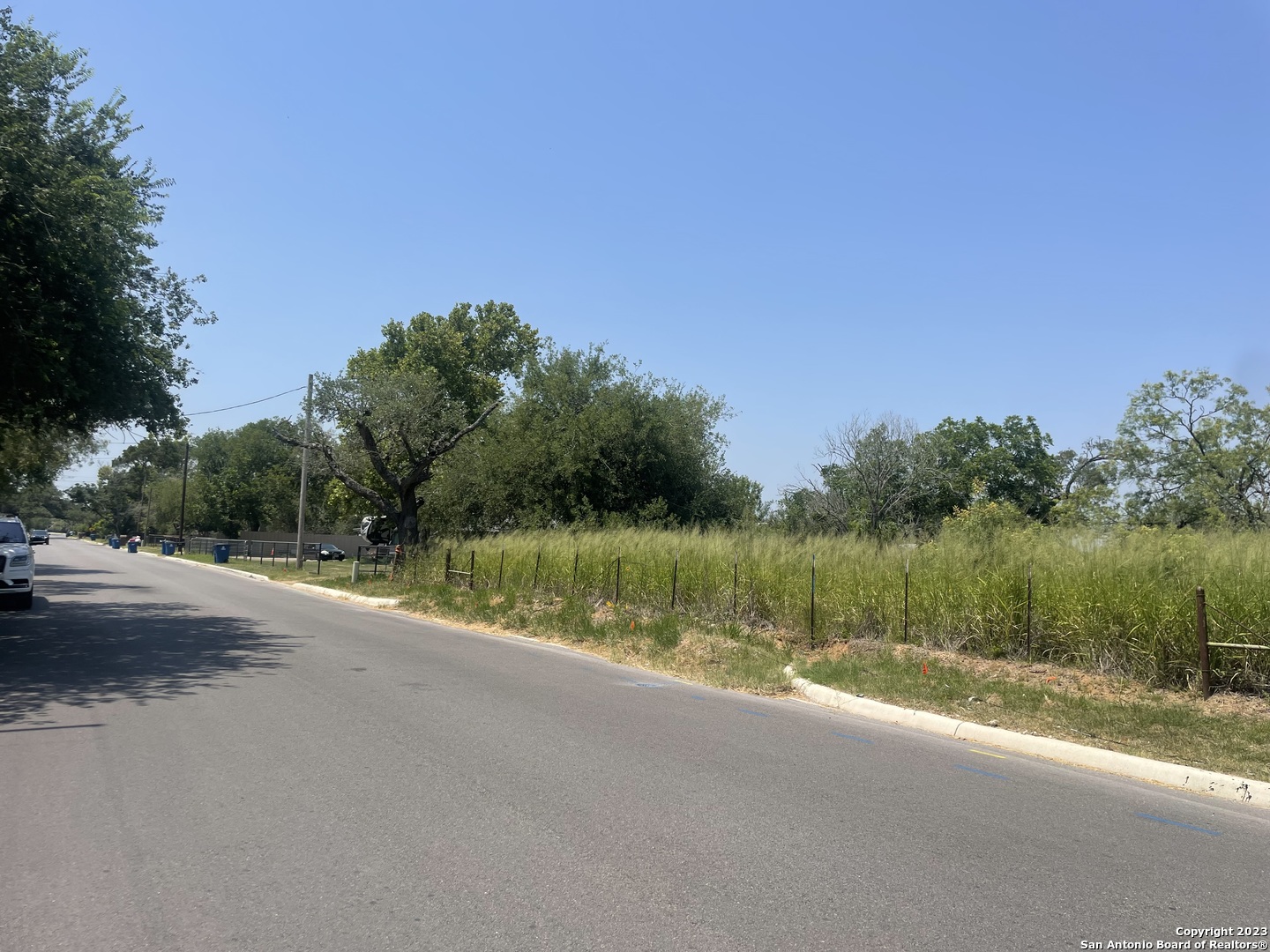 222 Oakhaven Road Pleasanton TX 78064