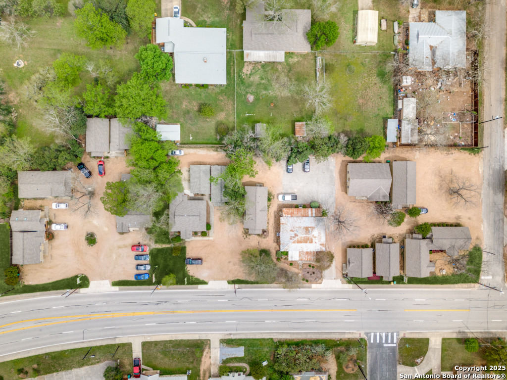 916-930 E Blanco Boerne TX 78006