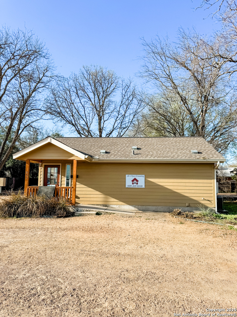 916-930 E Blanco Boerne TX 78006