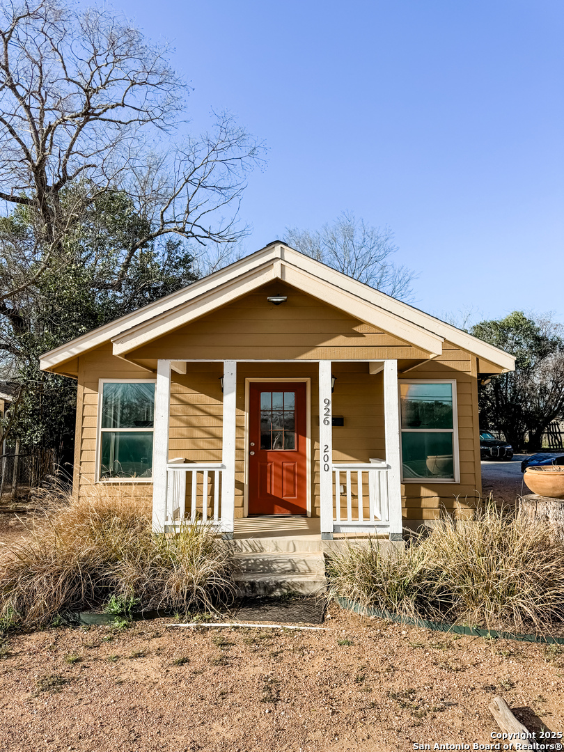 916-930 E Blanco Boerne TX 78006