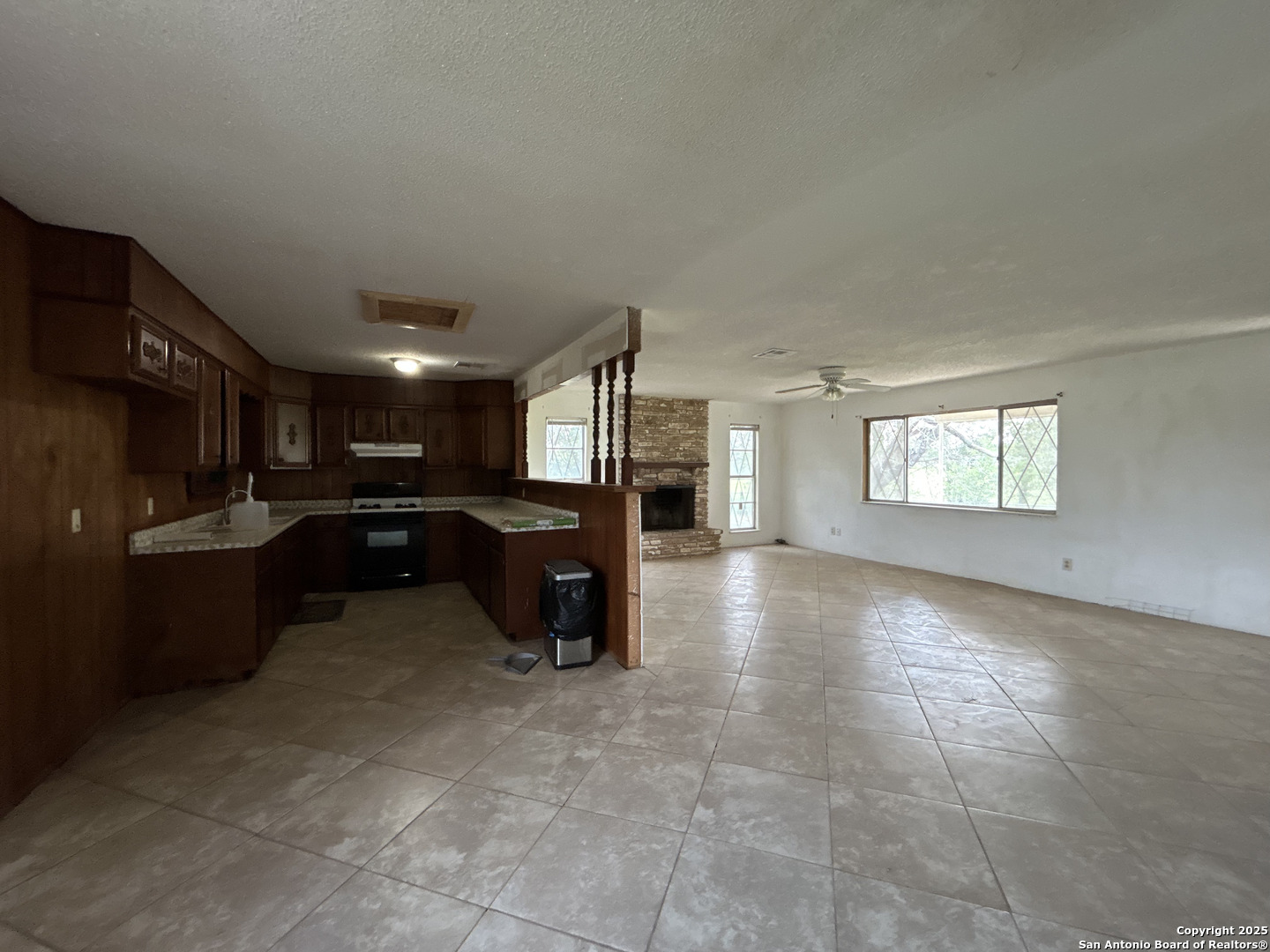 1626 Fm 1346 La Vernia TX 78121