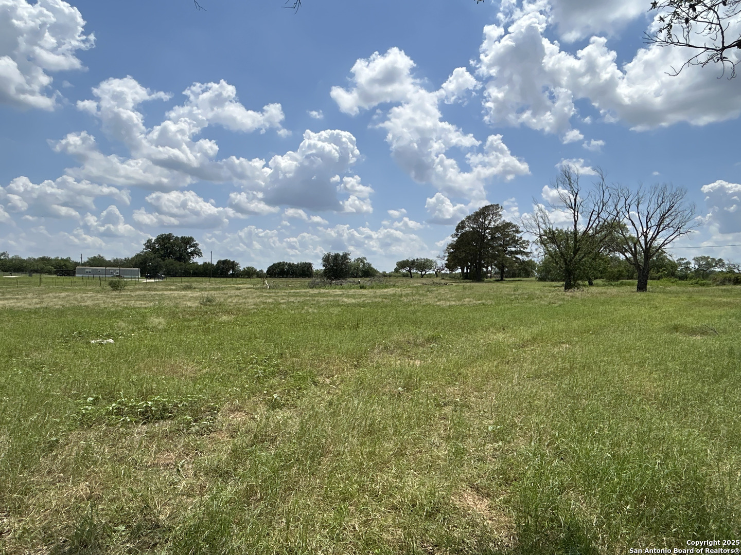 1626 Fm 1346 La Vernia TX 78121