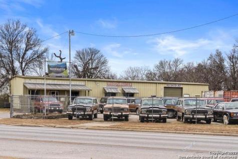 2905 Memorial Boulevard Kerrville TX 78028