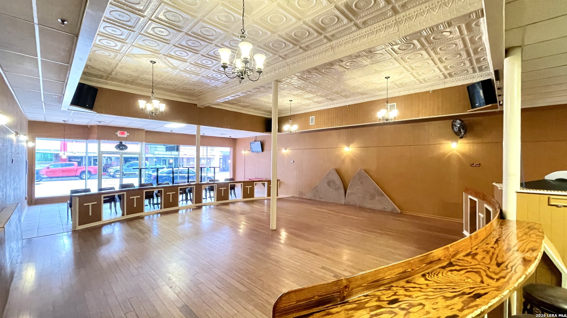 209 N Washington Street Beeville TX 78102