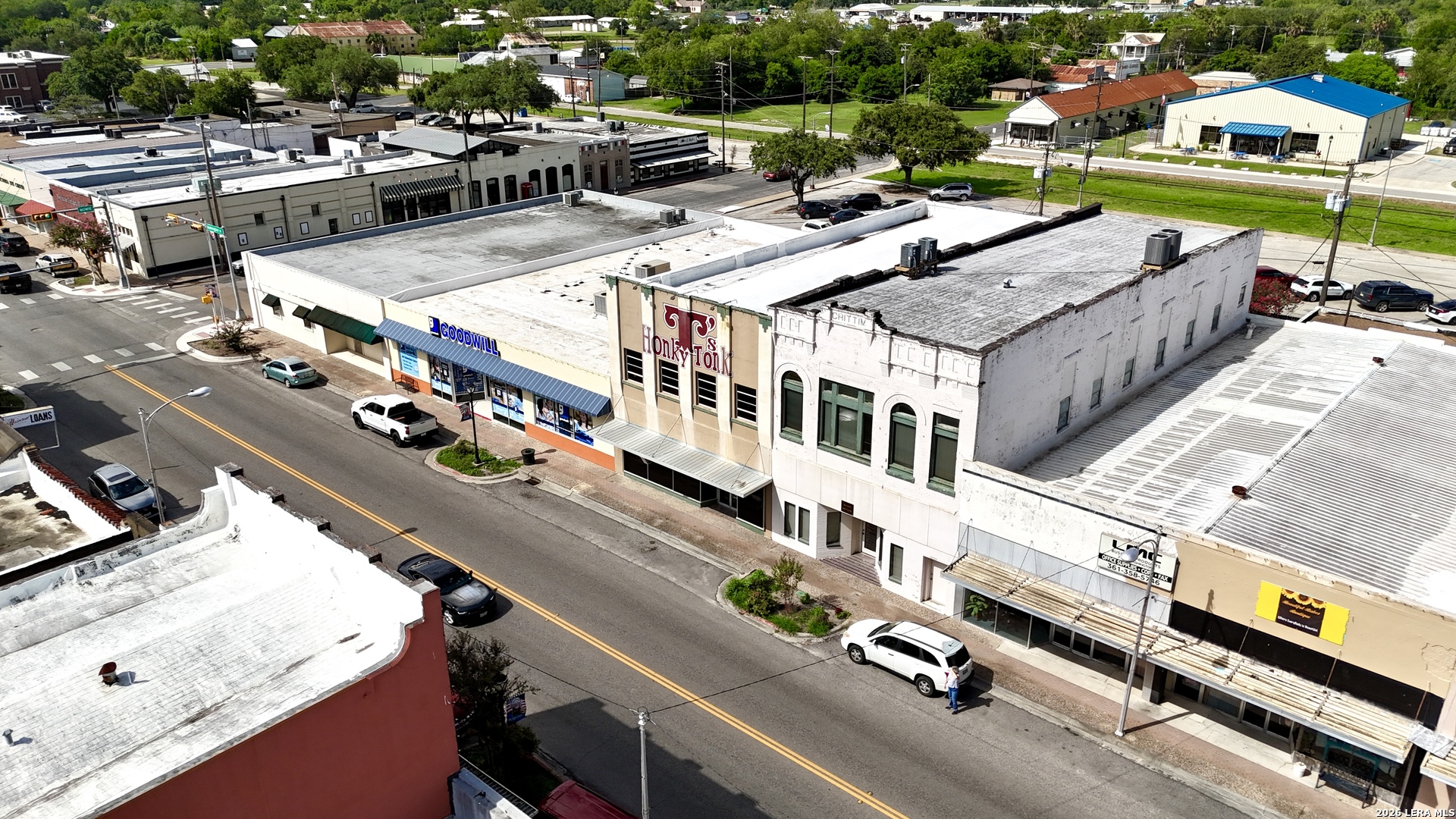 209 N Washington Street Beeville TX 78102
