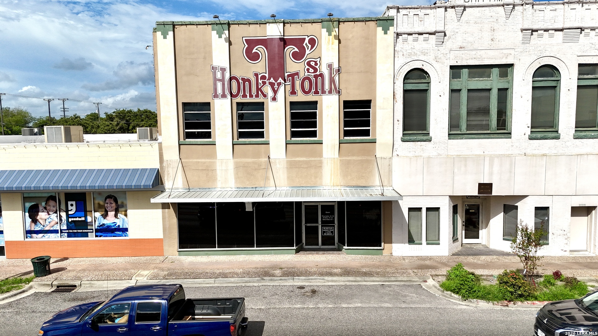 209 N Washington Street Beeville TX 78102
