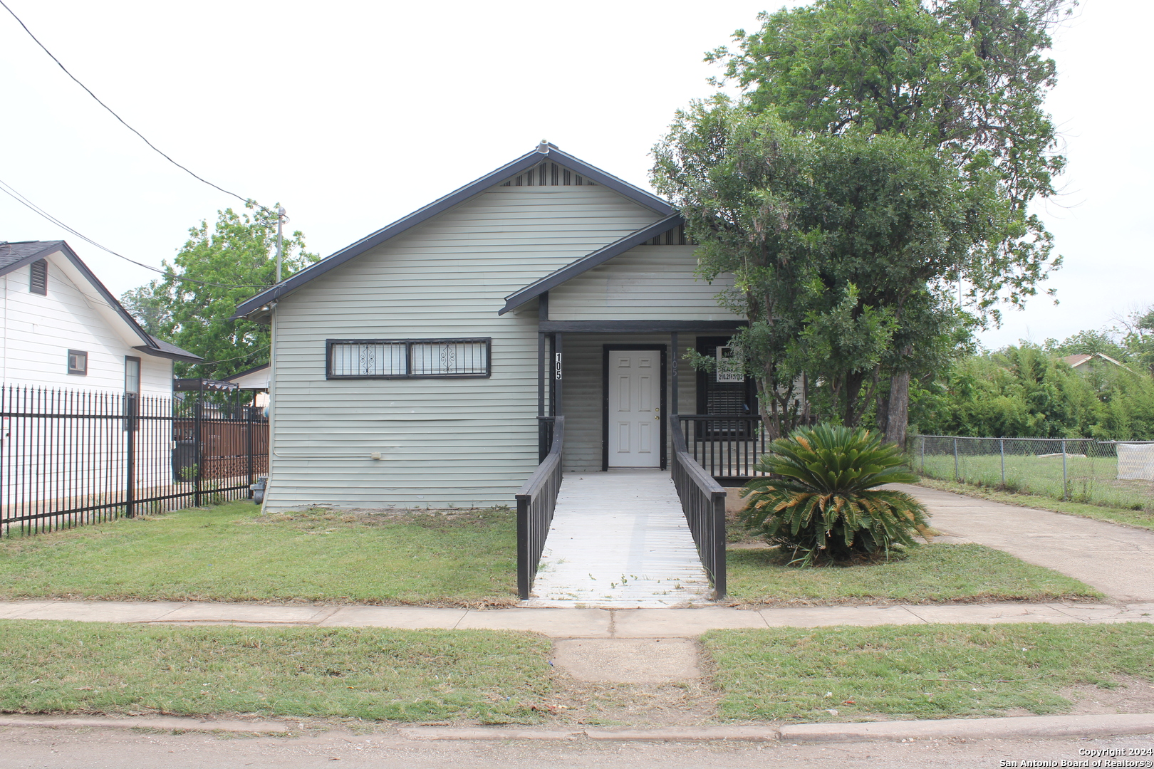105 Drake Avenue San Antonio TX 78204