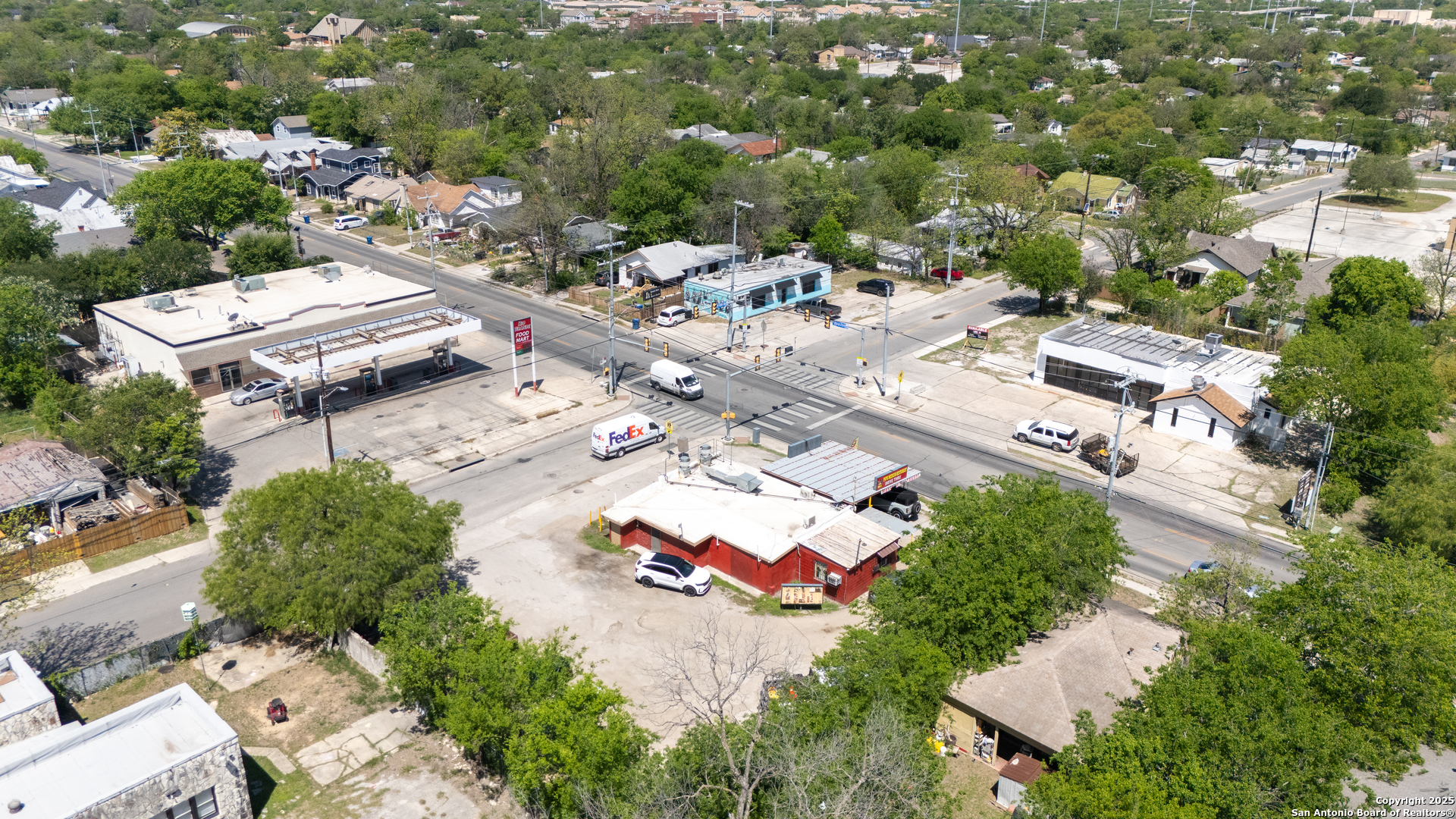 2802 E Houston San Antonio TX 78202