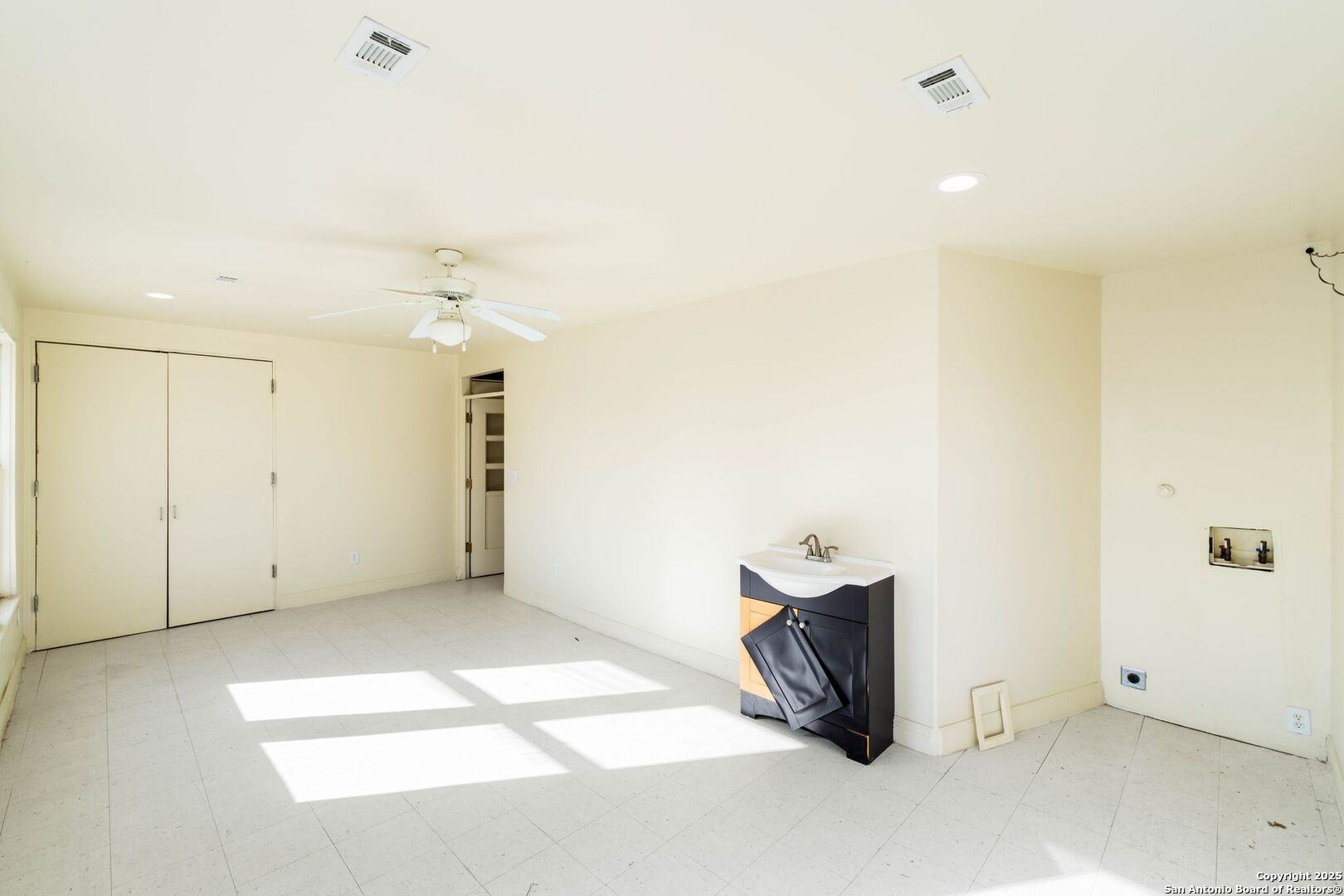 812 S Hackberry Street San Antonio TX 78203