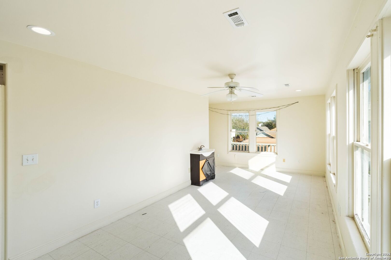 812 S Hackberry Street San Antonio TX 78203