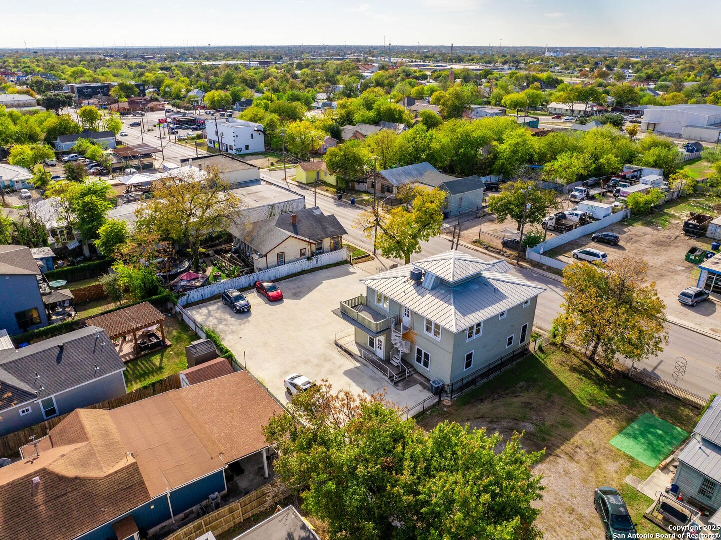 812 S Hackberry Street San Antonio TX 78203