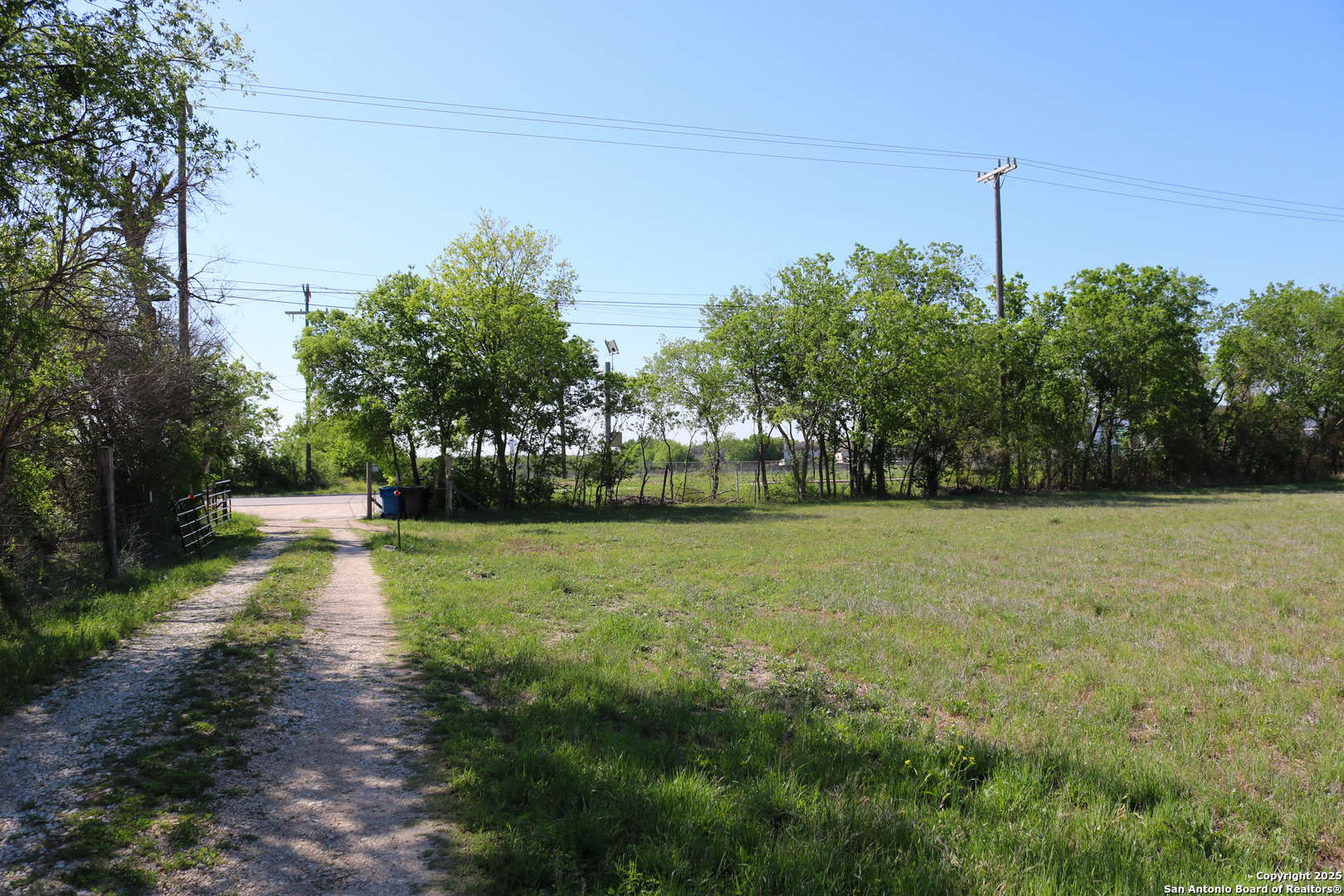 17245 Nacogdoches San Antonio TX 78266