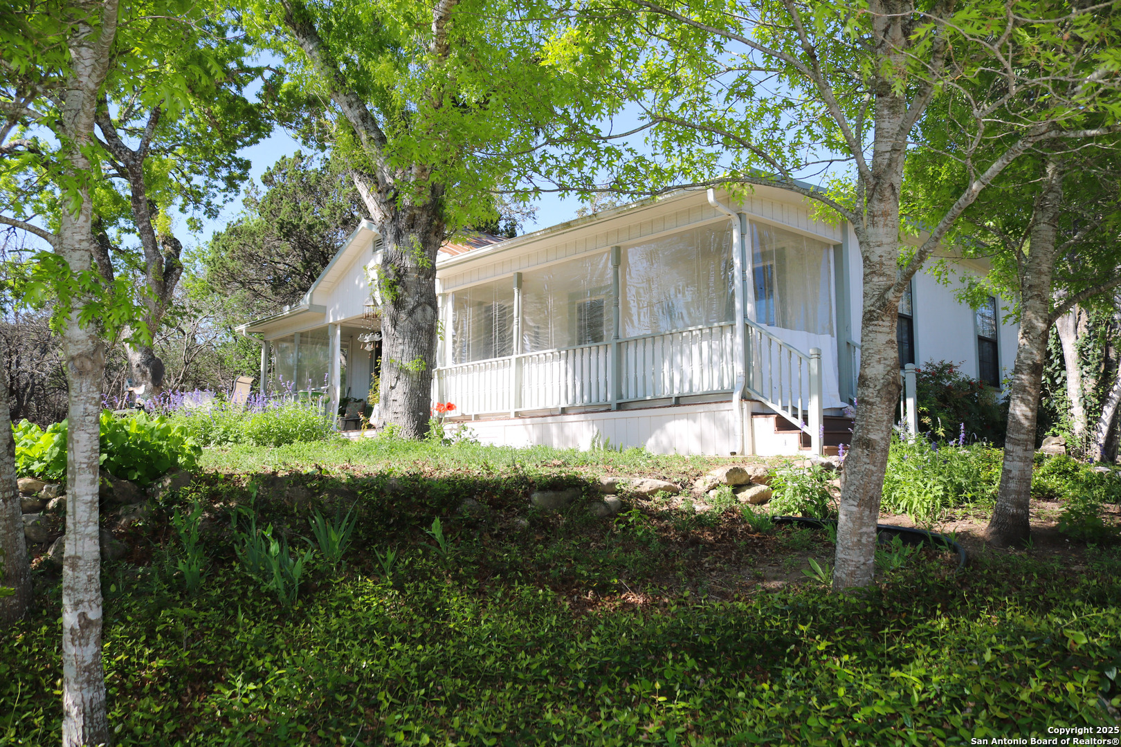 17245 Nacogdoches San Antonio TX 78266