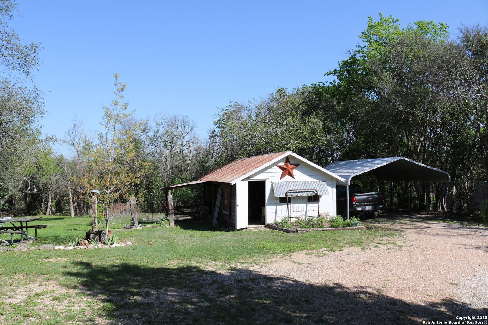 17245 Nacogdoches San Antonio TX 78266