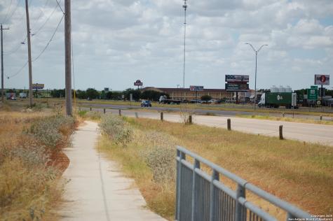 Tbd Ih 35 Pearsall TX 78061