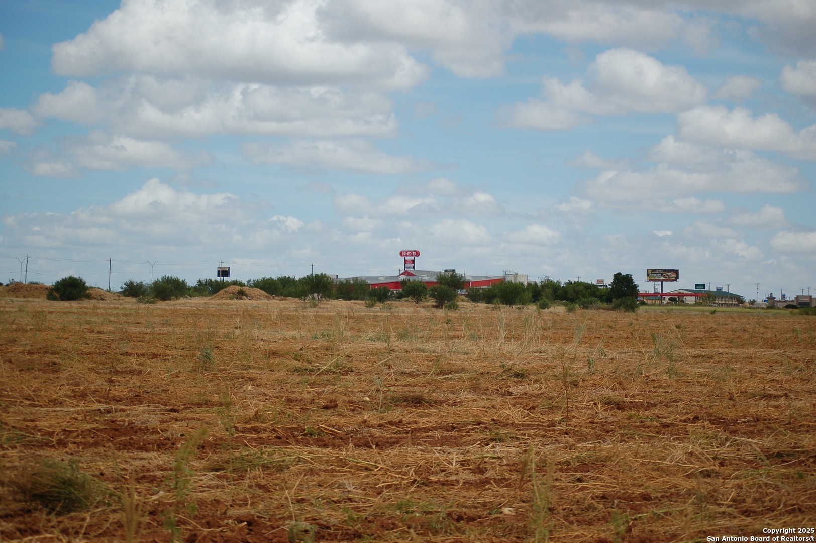 Tbd Ih 35 Pearsall TX 78061