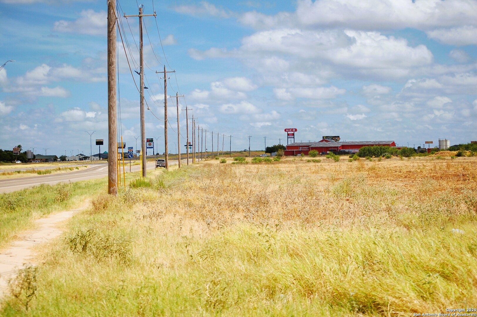 Tbd Ih 35 Pearsall TX 78061