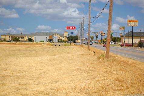 Tbd Ih 35 Pearsall TX 78061