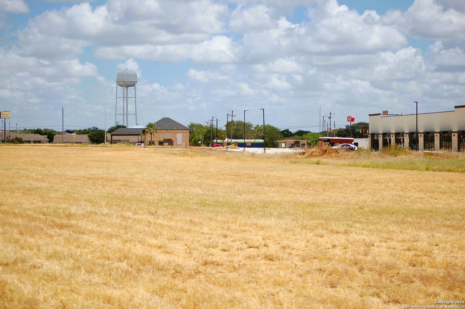 Tbd Ih 35 Pearsall TX 78061