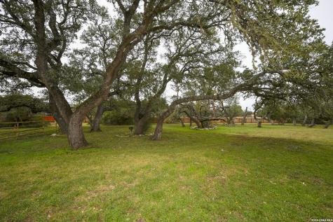 292 W Bartlett Drive Buda TX 78610