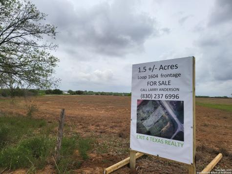 0 E Loop 1604 St Hedwig TX 78001