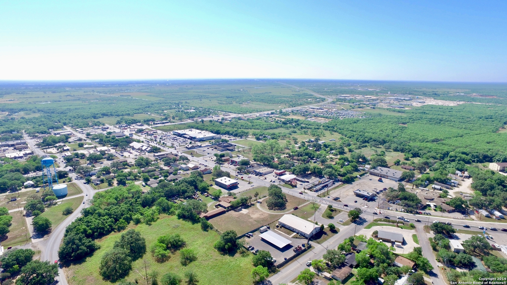 620 W Oaklawn Street Pleasanton TX 78064