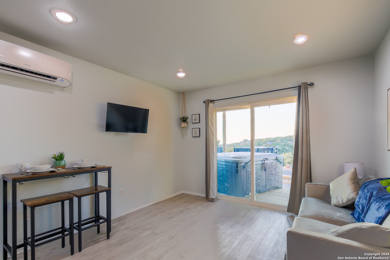 420 Simon Crest Canyon Lake TX 78133