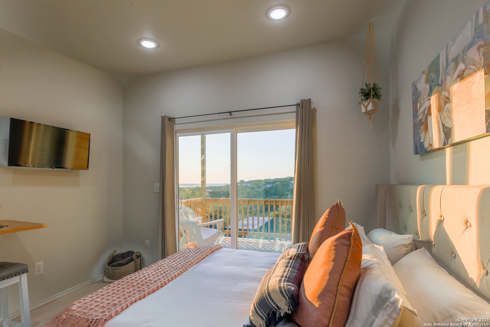 420 Simon Crest Canyon Lake TX 78133