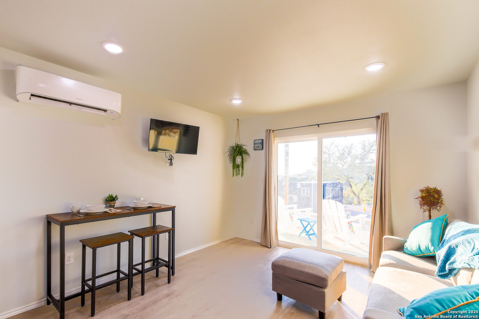 420 Simon Crest Canyon Lake TX 78133