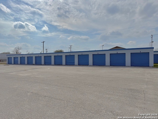 1900 S Washington Beeville TX 78102