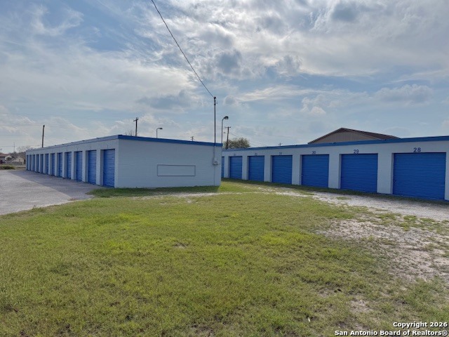 1900 S Washington Beeville TX 78102