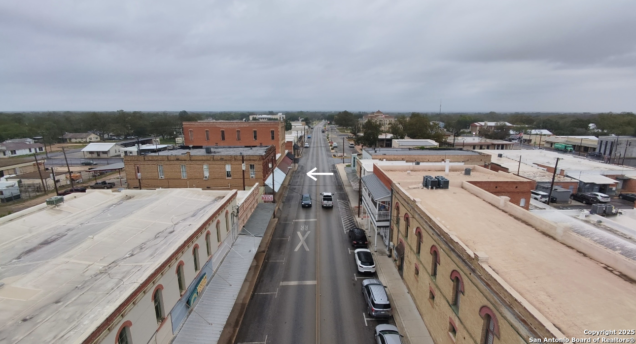 1708 Avenue M Hondo TX 78861