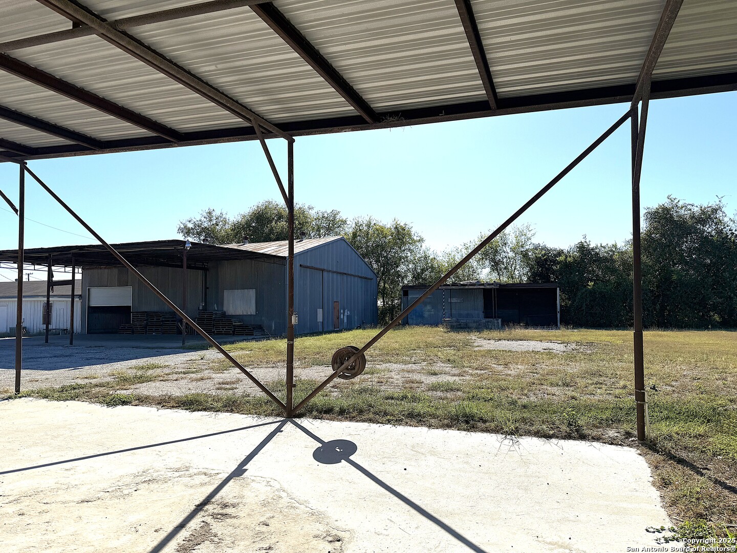 1500 W Corpus Christi Beeville TX 78102