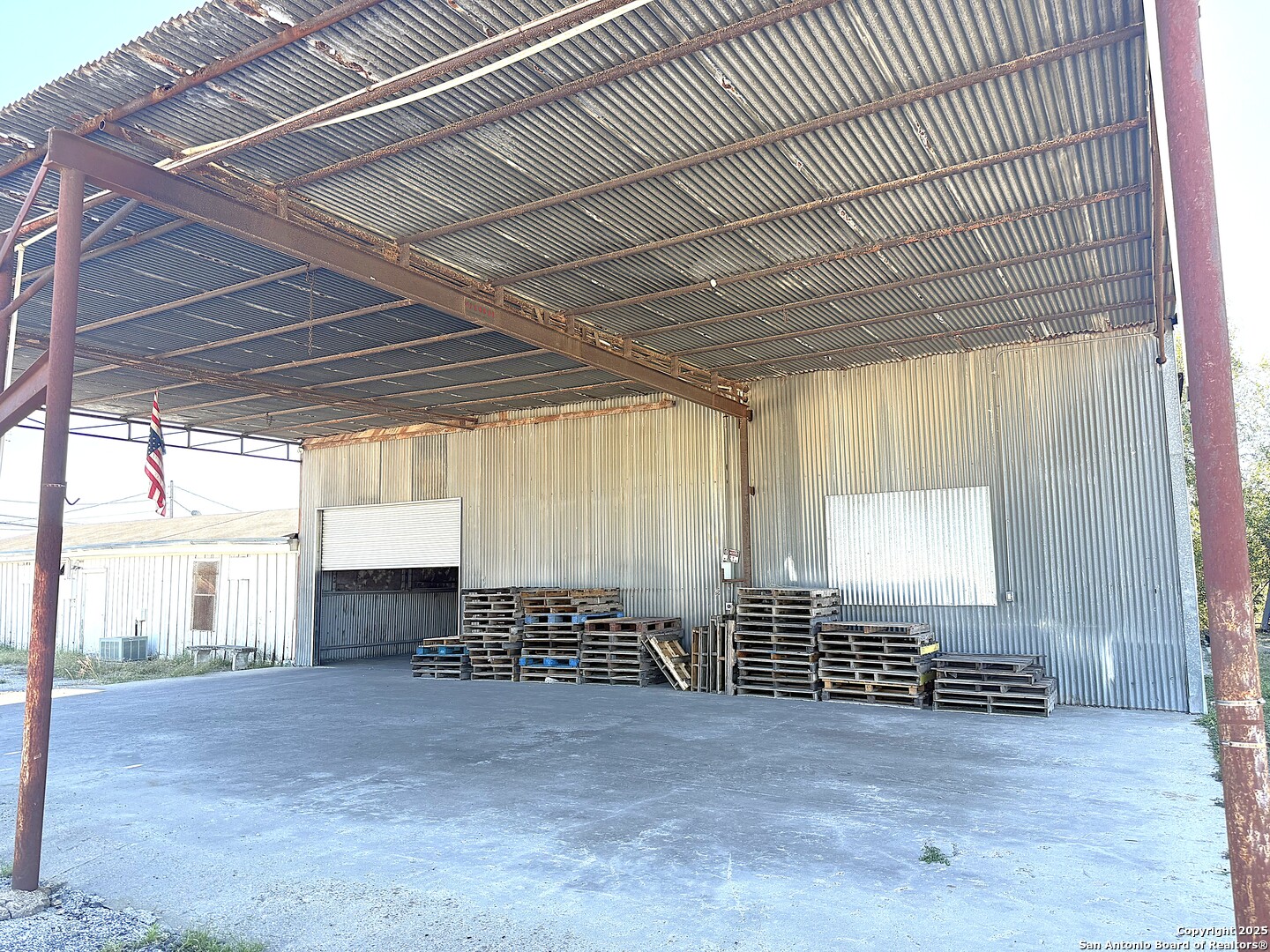 1500 W Corpus Christi Beeville TX 78102