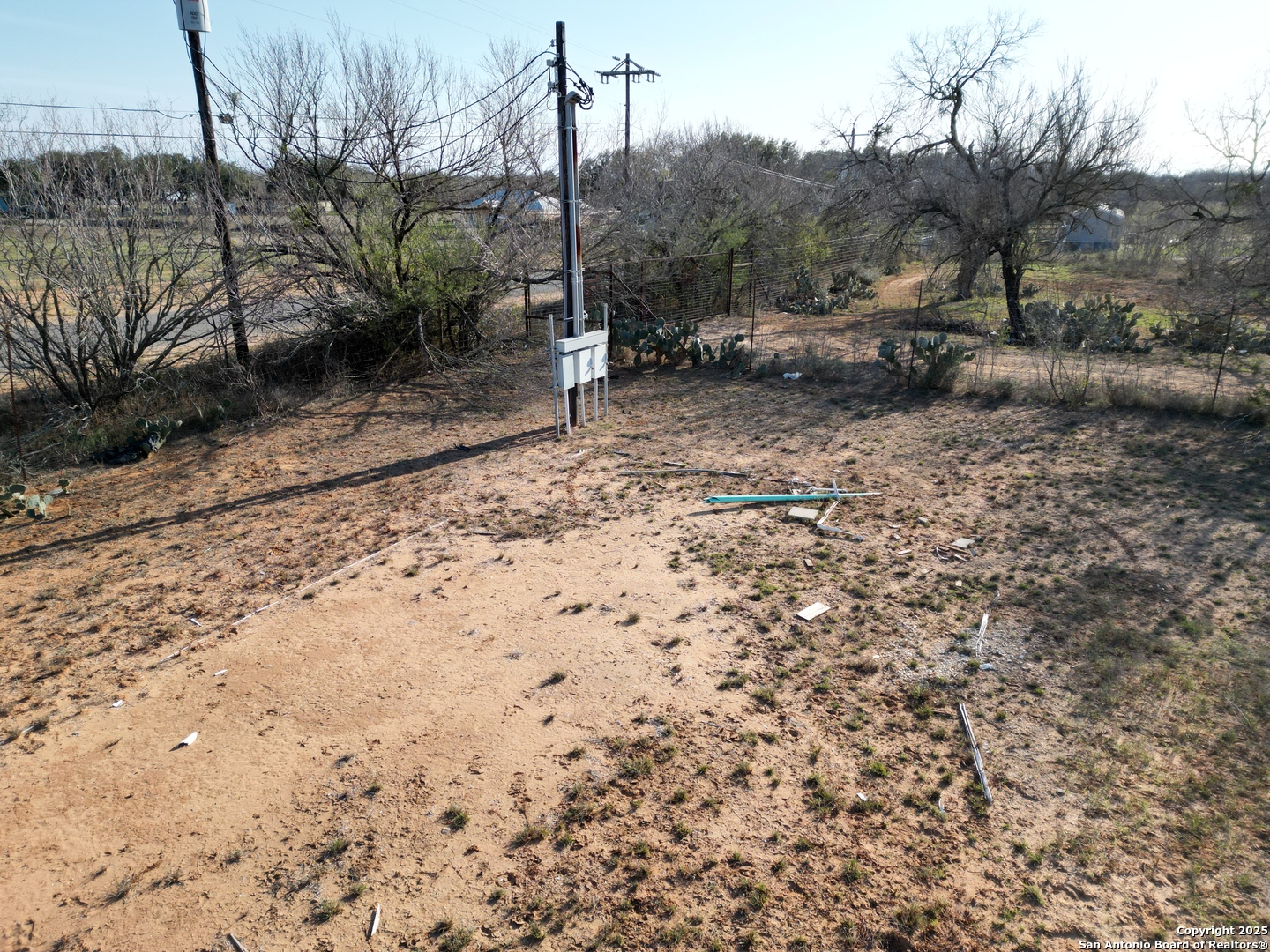 101 County Road 2015 Pearsall TX 78061