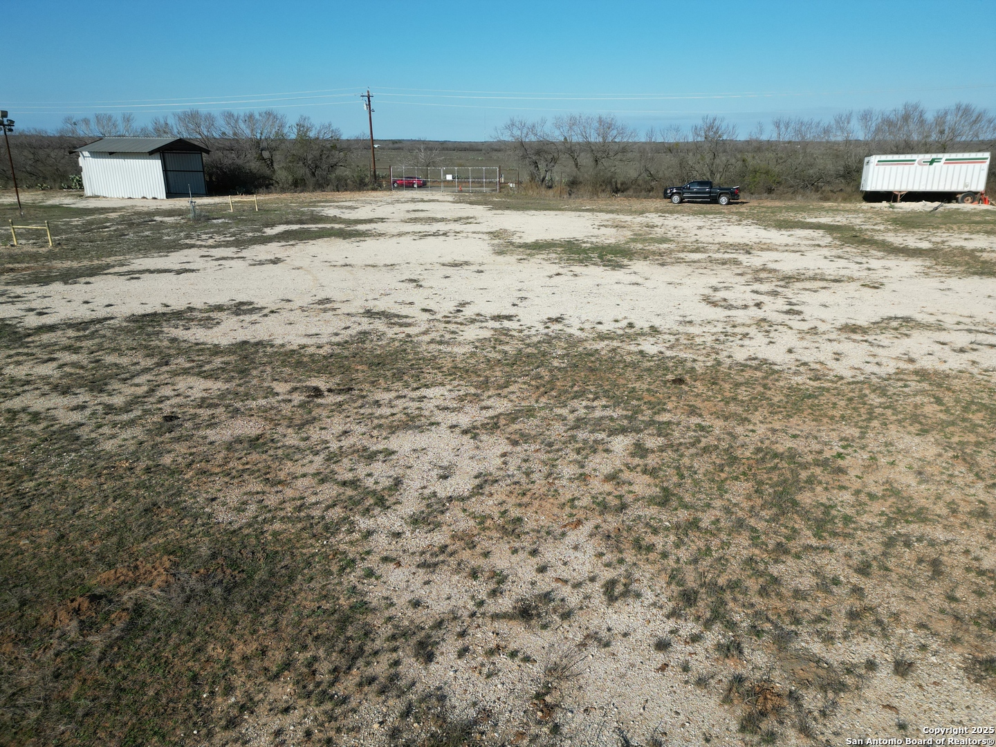 101 County Road 2015 Pearsall TX 78061