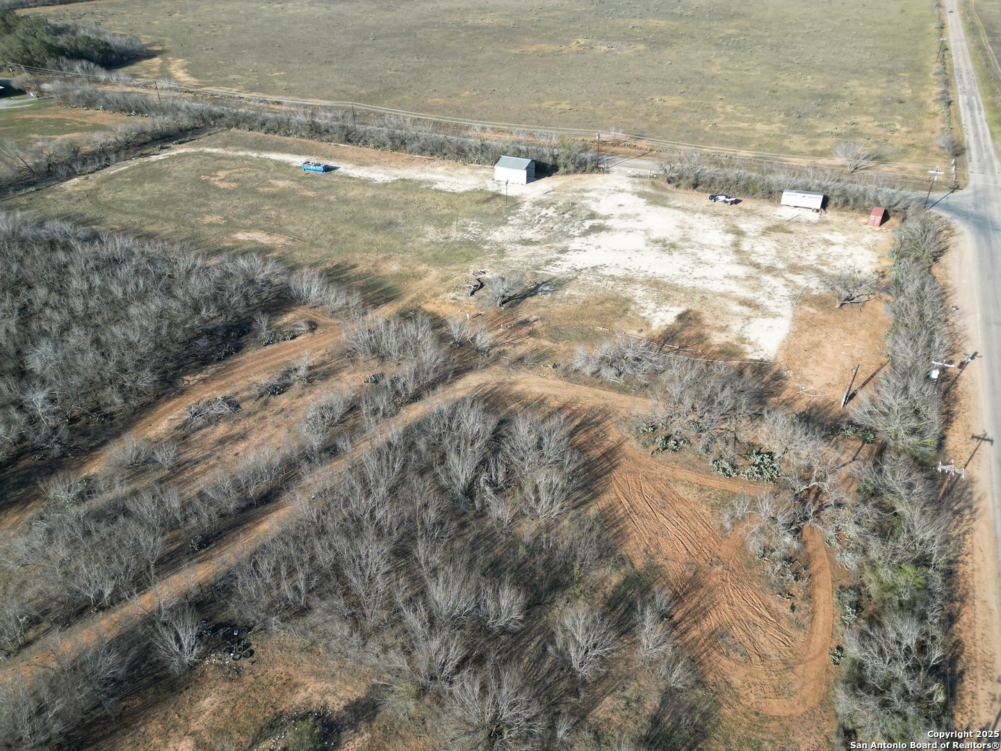 101 County Road 2015 Pearsall TX 78061