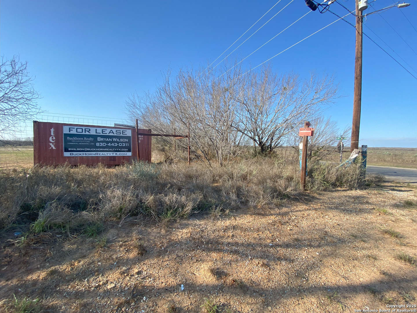 101 County Road 2015 Pearsall TX 78061