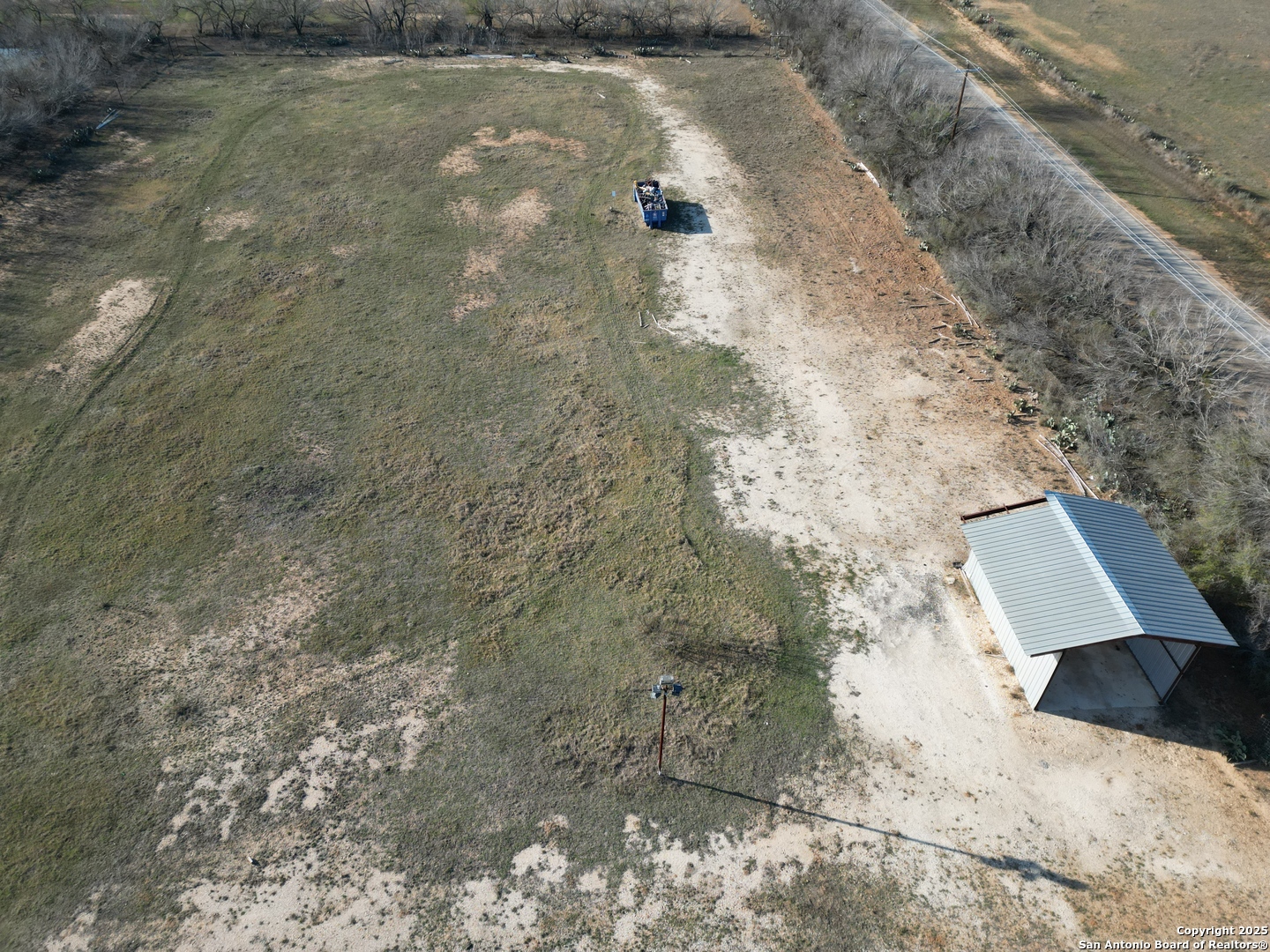 101 County Road 2015 Pearsall TX 78061