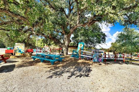 1877 County Road 4713 Lacoste TX 78039