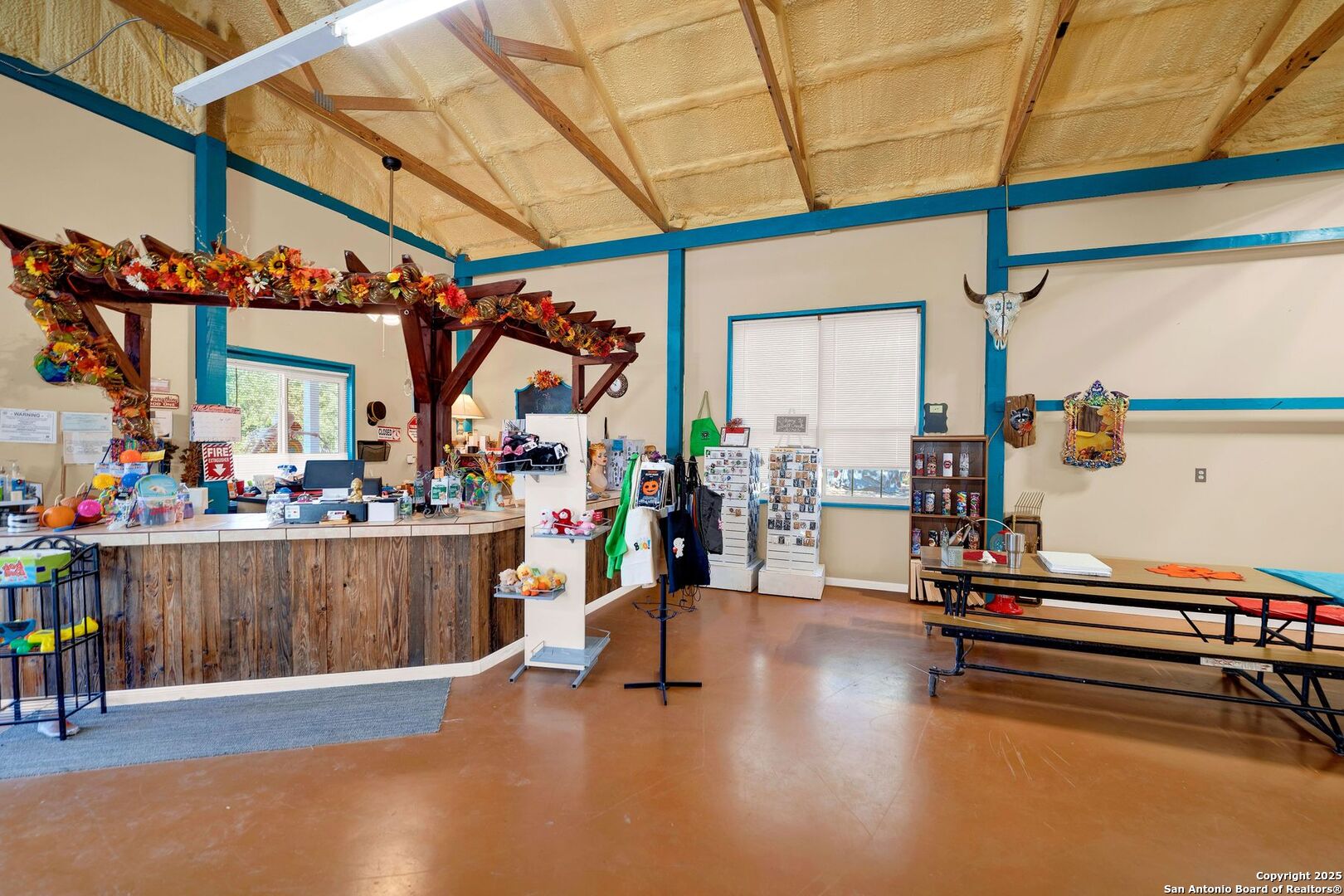 1877 County Road 4713 Lacoste TX 78039